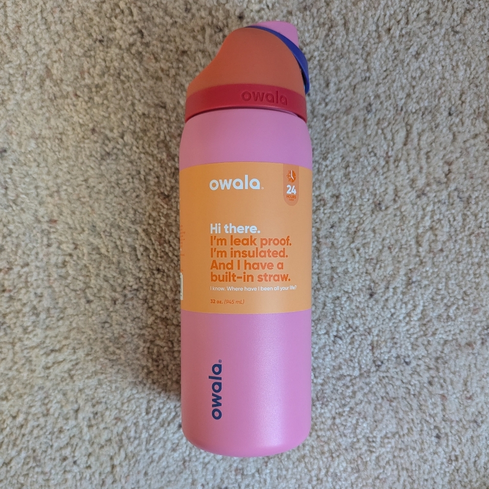 Owala | 32 Oz FreeSip Stainless Steel Water Bottle | Fruit Punch